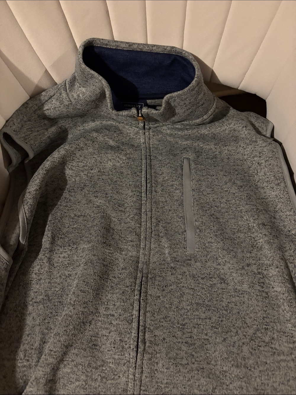 crown & ivy Menโs Heather Gray Full-Zip vest with Stand Collar